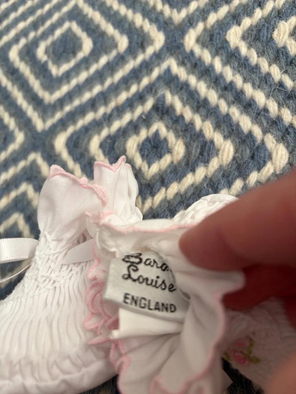 Sarah Louise White Baby Booties with Pink Trim and Rose Embroidery | size 0-6 m